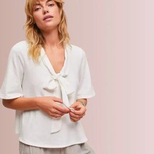 Anthropologie white V-neck tie front bell sleeved blouse